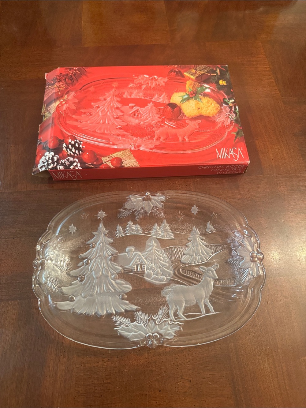 Mikasa Clear Holiday Glass Platter with Woodland Deer and Trees Canape Tray Dish